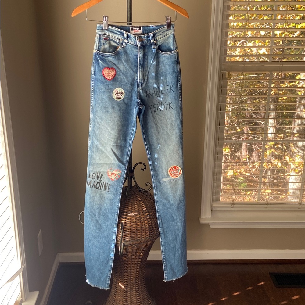 Wrangler × Fender® Westward high rise bootcut Jean size 24